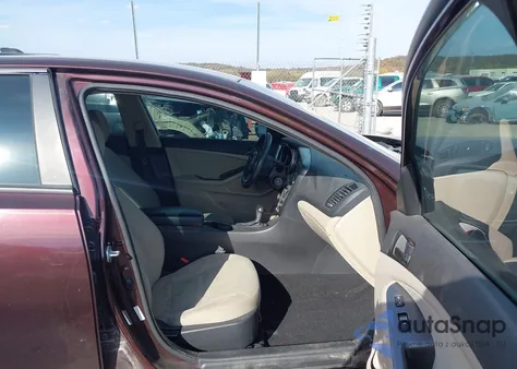 2015 Kia Optima Lx from USA, damaged, VIN 5XXGM4A72FG488154